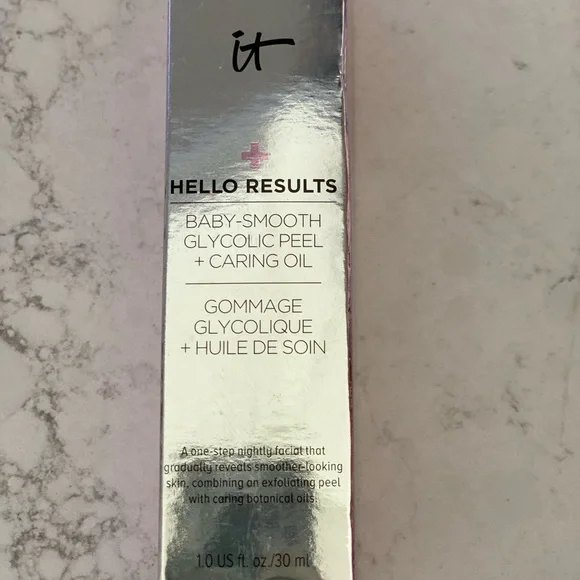 IT Cosmetics Hello Results Baby-Smooth Glycolic Acid Peel + Caring Oil - Picture 1 of 3